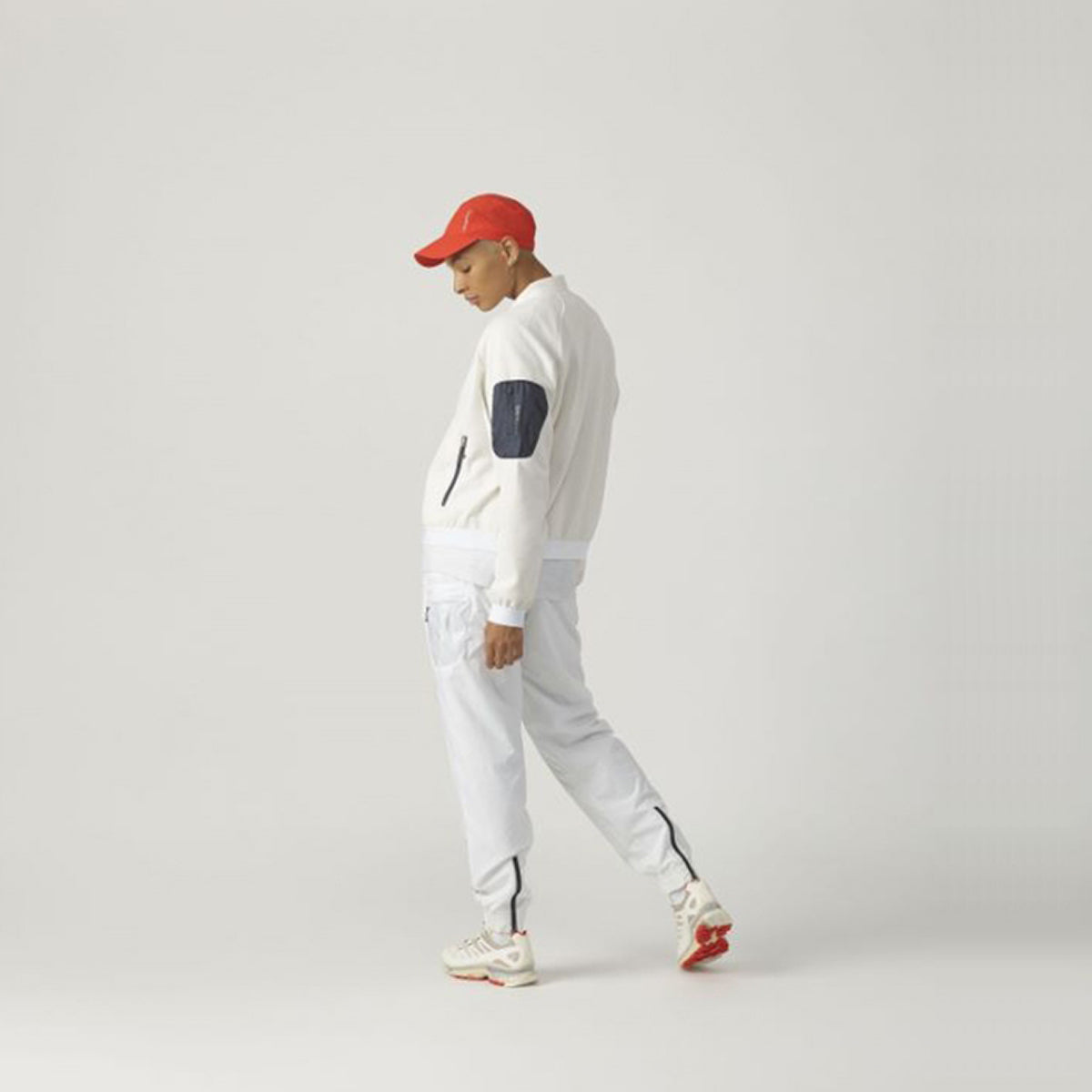 Salomon XT-4 OG Cream / Gray / Red