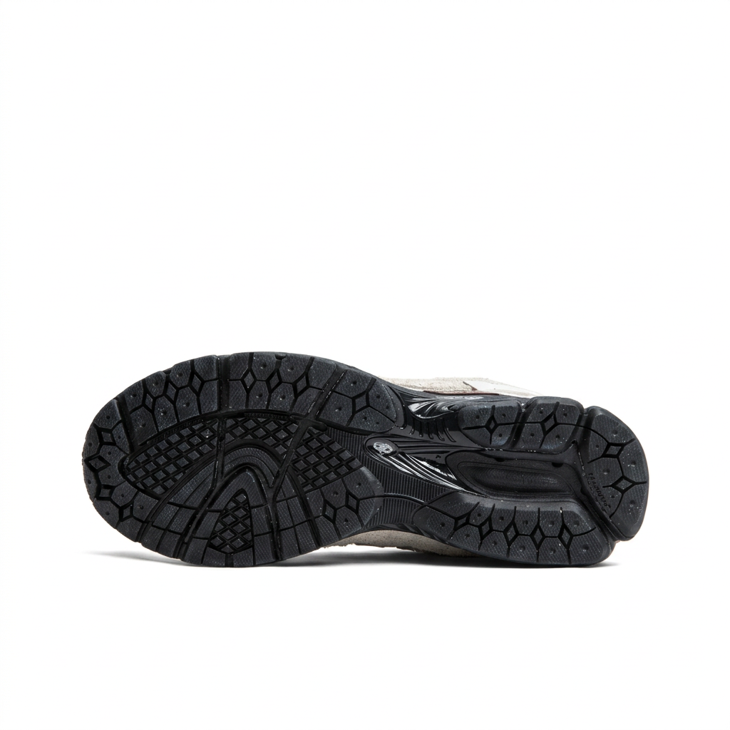 New Balance 1906D Cream / Black